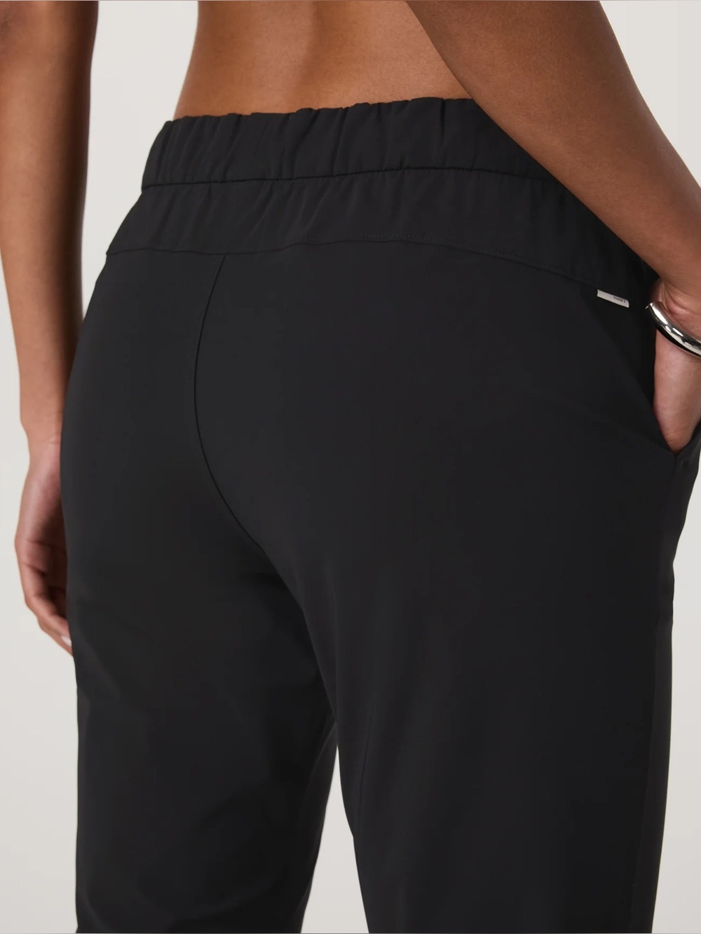 vuori Miles Ankle Pant - Picture 4 of 14